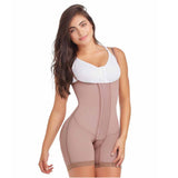 Delie-by-fajas-de-Prada-09011